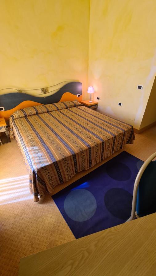 Hotel Del Sole Margherita Di Savoia Εξωτερικό φωτογραφία